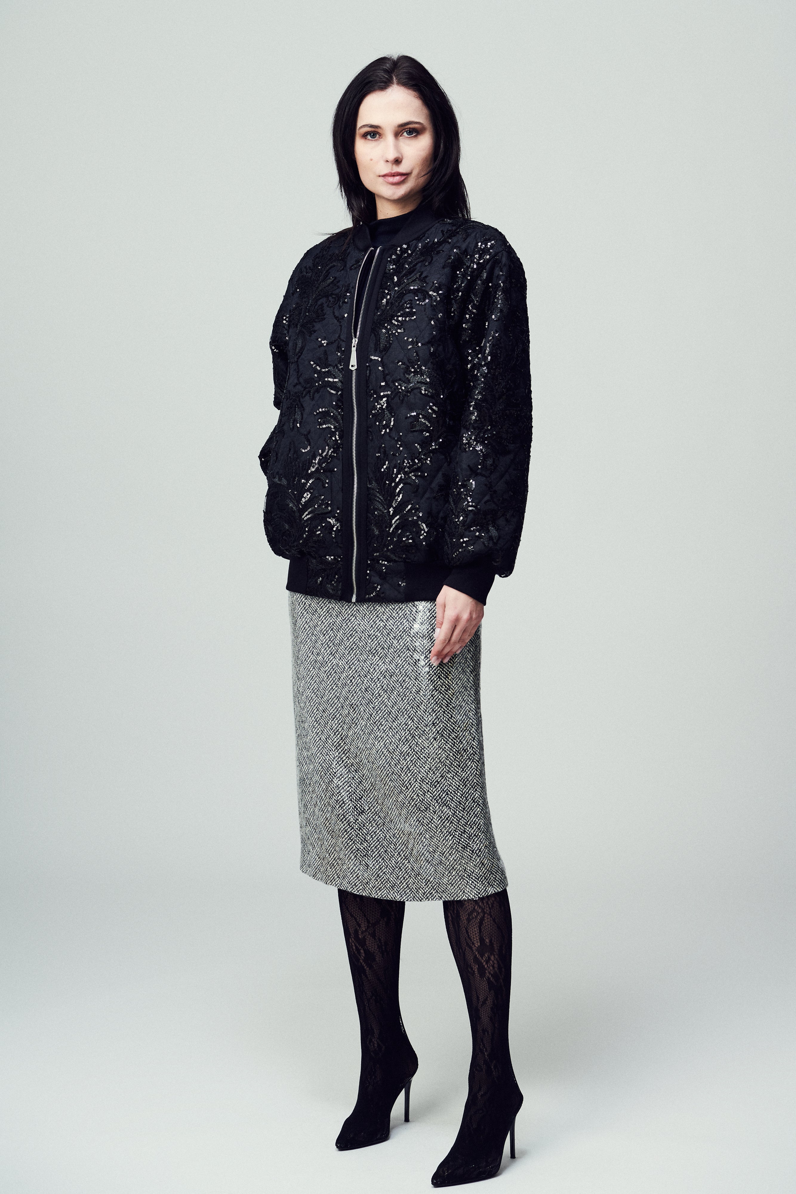 Bomber Belluno in paillettes e pizzo nero