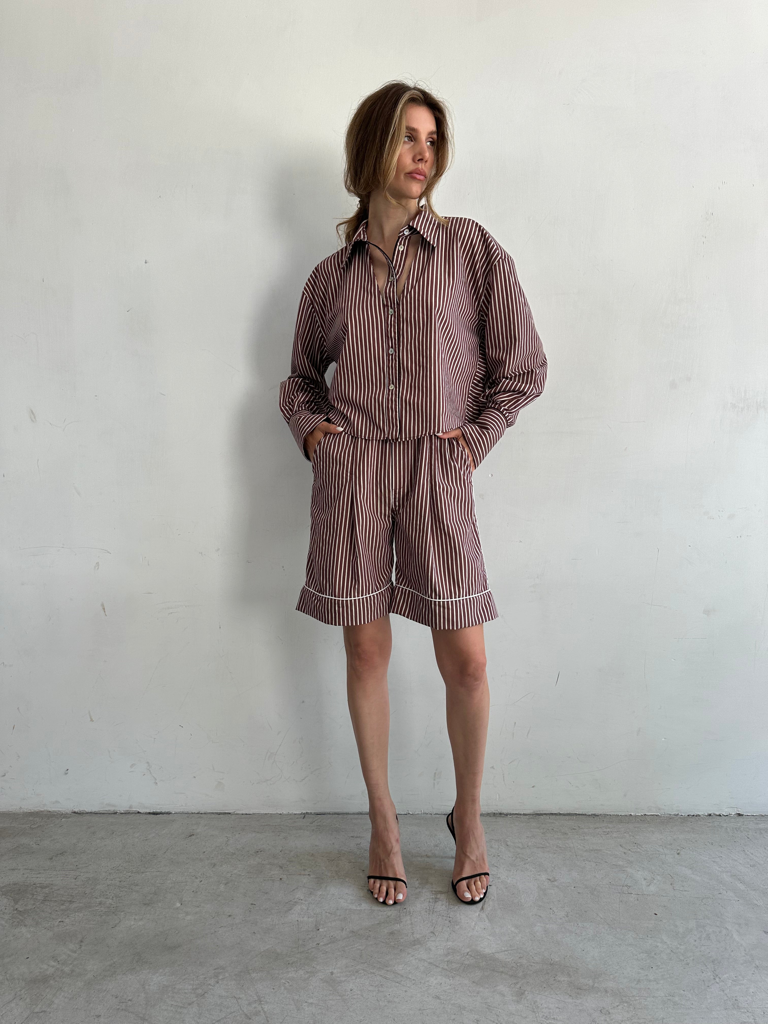 Mezzodì Shorts Marrone A Righe