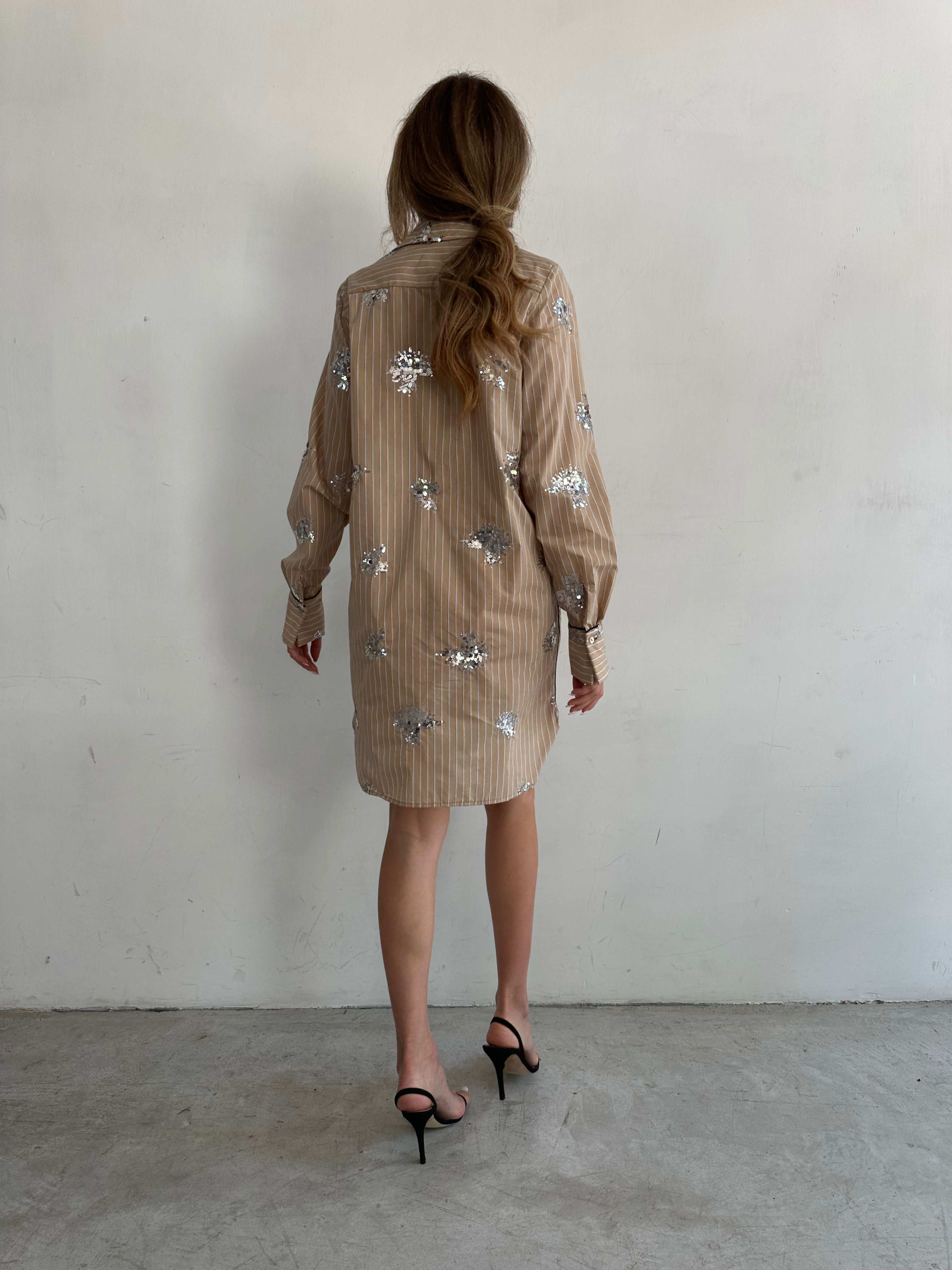 Silenzio Chemisier Beige A Righe E Paillettes