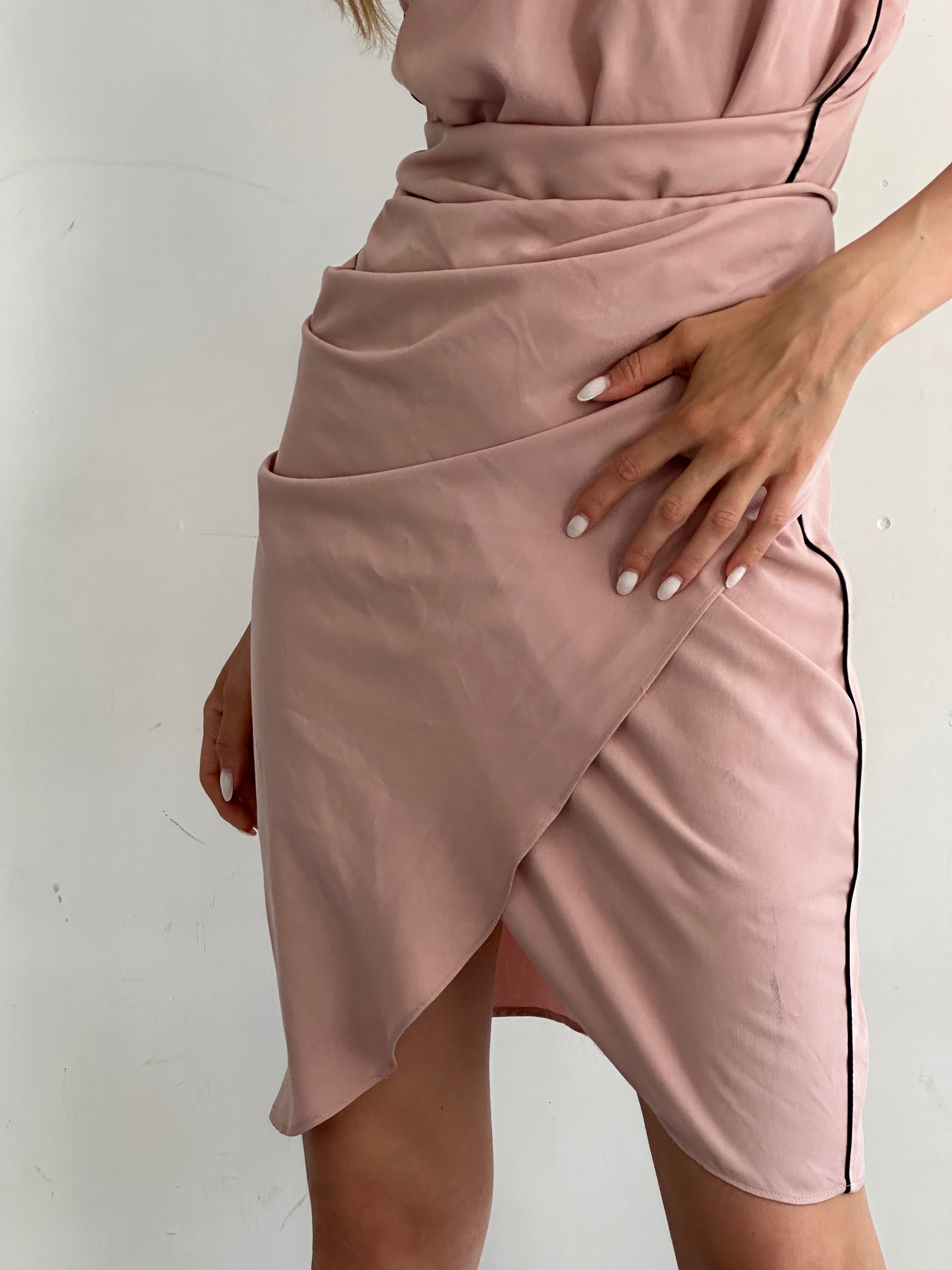 Ambra Abito Rosa In Viscosa