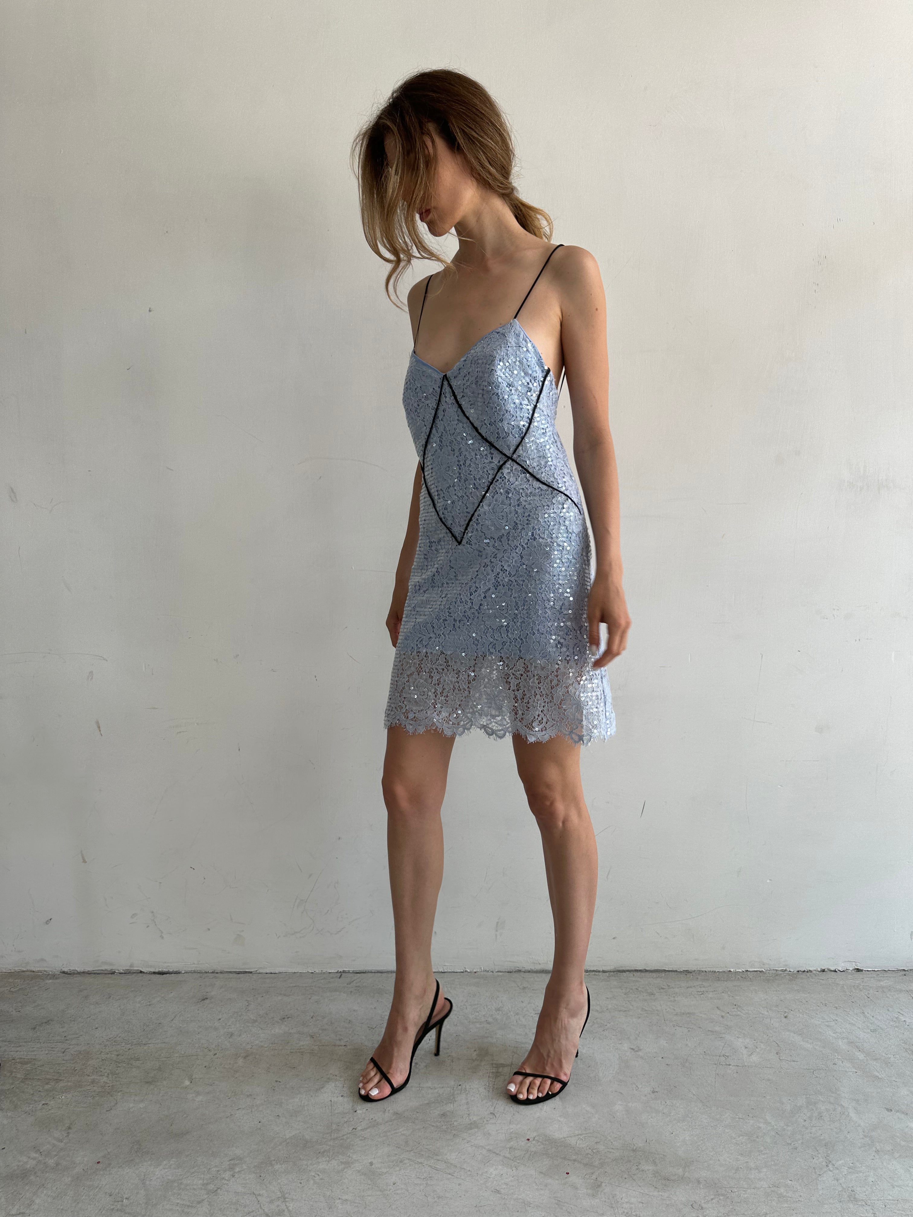 Fiaba Abito Azzurro Cielo In Pizzo E Paillettes